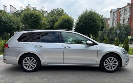 Volkswagen Golf VII, 2020 год, 1 690 000 рублей, 9 фотография