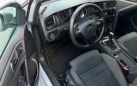 Volkswagen Golf VII, 2020 год, 1 690 000 рублей, 14 фотография