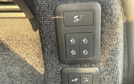 Land Rover Range Rover IV рестайлинг, 2019 год, 9 200 000 рублей, 15 фотография