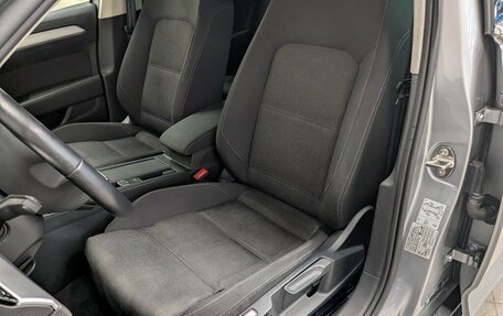 Volkswagen Passat B8 рестайлинг, 2019 год, 2 400 000 рублей, 15 фотография