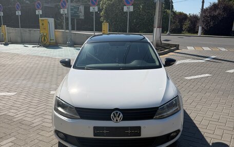 Volkswagen Jetta VI, 2013 год, 1 100 000 рублей, 5 фотография