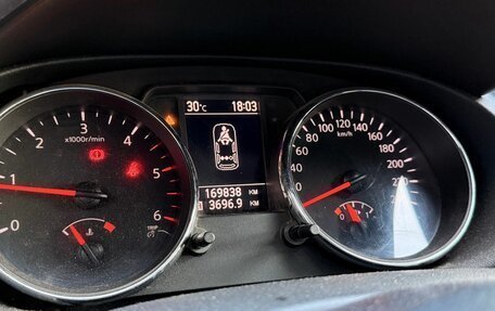 Nissan Qashqai, 2010 год, 915 000 рублей, 2 фотография