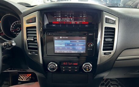 Mitsubishi Pajero IV, 2015 год, 2 495 000 рублей, 18 фотография