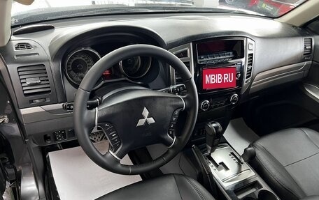 Mitsubishi Pajero IV, 2015 год, 2 495 000 рублей, 8 фотография