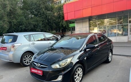 Hyundai Solaris II рестайлинг, 2013 год, 550 000 рублей, 1 фотография