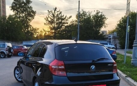 BMW 1 серия, 2008 год, 800 000 рублей, 3 фотография