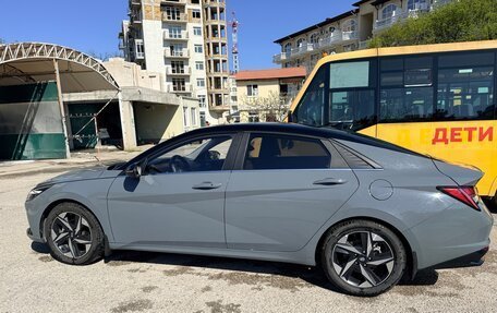 Hyundai Elantra, 2021 год, 1 920 000 рублей, 5 фотография
