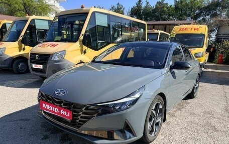 Hyundai Elantra, 2021 год, 1 920 000 рублей, 3 фотография