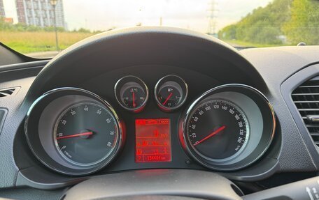 Opel Insignia II рестайлинг, 2012 год, 880 000 рублей, 12 фотография