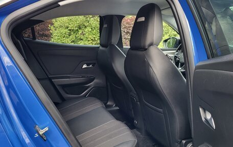 Opel Mokka, 2021 год, 1 580 000 рублей, 22 фотография