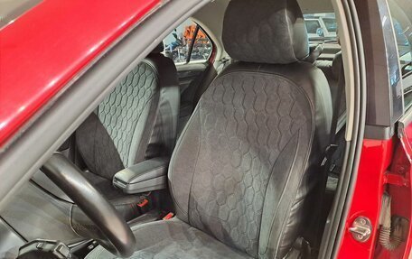Skoda Rapid I, 2017 год, 1 097 000 рублей, 13 фотография
