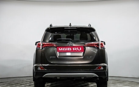Toyota RAV4, 2019 год, 2 489 000 рублей, 7 фотография
