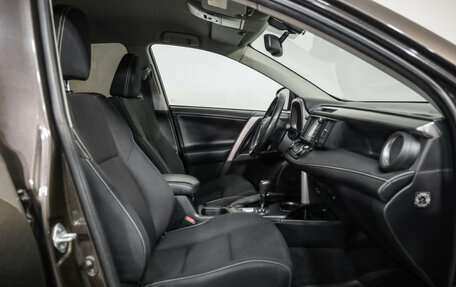 Toyota RAV4, 2019 год, 2 489 000 рублей, 23 фотография