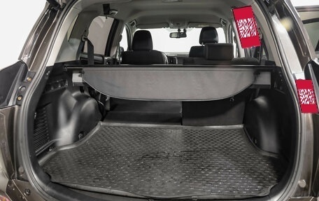 Toyota RAV4, 2019 год, 2 489 000 рублей, 28 фотография