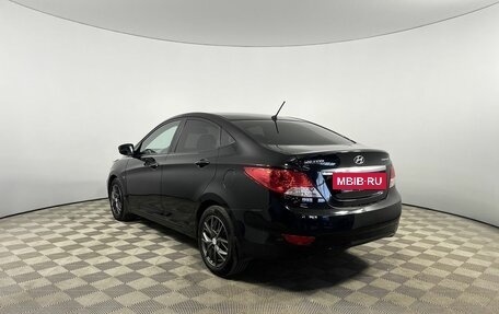 Hyundai Solaris II рестайлинг, 2013 год, 750 000 рублей, 3 фотография