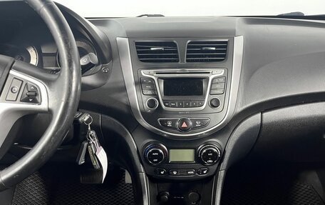 Hyundai Solaris II рестайлинг, 2013 год, 750 000 рублей, 16 фотография