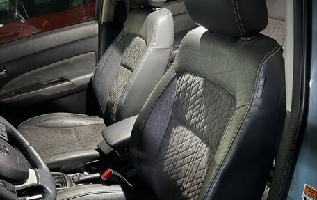 Suzuki Vitara II рестайлинг, 2019 год, 2 300 000 рублей, 13 фотография