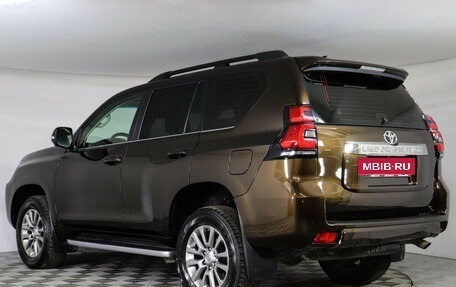Toyota Land Cruiser Prado 150 рестайлинг 2, 2018 год, 5 347 000 рублей, 8 фотография