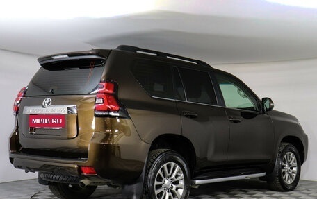 Toyota Land Cruiser Prado 150 рестайлинг 2, 2018 год, 5 347 000 рублей, 6 фотография