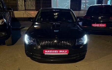 Skoda Superb III рестайлинг, 2013 год, 1 600 000 рублей, 19 фотография