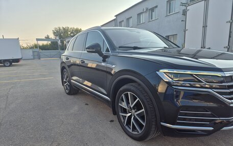 Volkswagen Touareg III, 2020 год, 4 215 000 рублей, 7 фотография