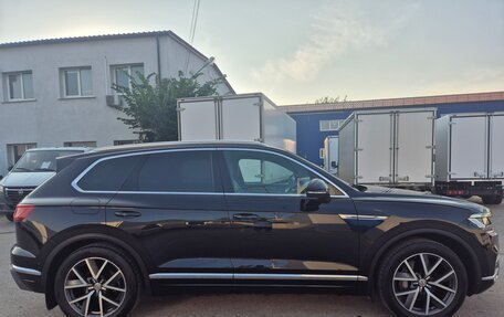 Volkswagen Touareg III, 2020 год, 4 215 000 рублей, 8 фотография