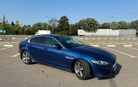 Jaguar XE I рестайлинг, 2015 год, 1 590 000 рублей, 2 фотография
