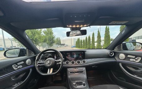 Mercedes-Benz E-Класс, 2021 год, 4 650 000 рублей, 9 фотография