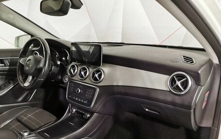 Mercedes-Benz GLA, 2016 год, 1 745 000 рублей, 12 фотография
