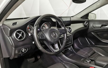 Mercedes-Benz GLA, 2016 год, 1 745 000 рублей, 18 фотография