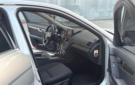 Mercedes-Benz C-Класс, 2008 год, 930 000 рублей, 13 фотография