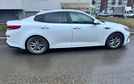 KIA Optima IV, 2018 год, 1 600 000 рублей, 2 фотография