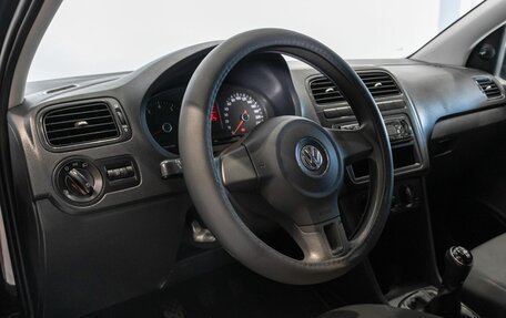 Volkswagen Polo VI (EU Market), 2014 год, 860 000 рублей, 5 фотография