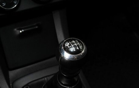 Toyota Corolla, 2013 год, 900 000 рублей, 12 фотография