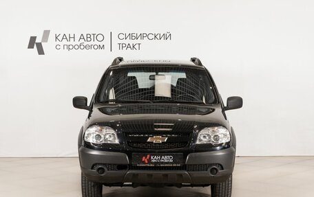 Chevrolet Niva I рестайлинг, 2017 год, 765 200 рублей, 2 фотография