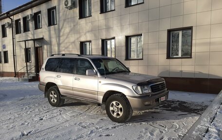 Toyota Land Cruiser 100 рестайлинг 2, 2002 год, 960 000 рублей, 2 фотография