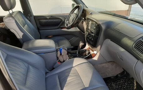 Toyota Land Cruiser 100 рестайлинг 2, 2002 год, 960 000 рублей, 9 фотография