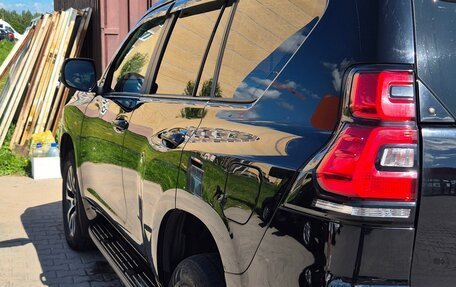 Toyota Land Cruiser Prado 150 рестайлинг 2, 2021 год, 5 700 000 рублей, 3 фотография