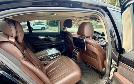 BMW 7 серия, 2017 год, 3 800 000 рублей, 8 фотография