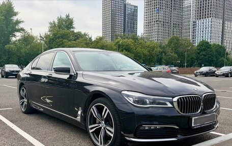 BMW 7 серия, 2017 год, 3 800 000 рублей, 14 фотография