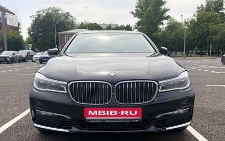 BMW 7 серия, 2017 год, 3 800 000 рублей, 17 фотография