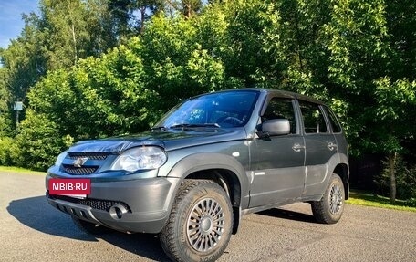 Chevrolet Niva I рестайлинг, 2012 год, 490 000 рублей, 3 фотография