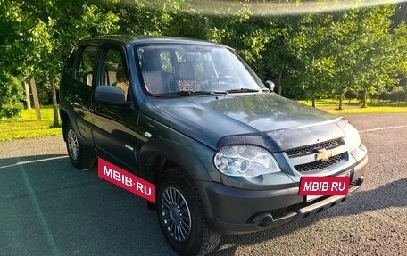 Chevrolet Niva I рестайлинг, 2012 год, 490 000 рублей, 2 фотография