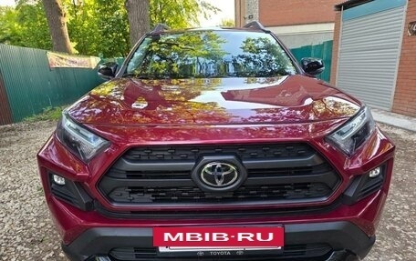 Toyota RAV4, 2022 год, 3 699 000 рублей, 4 фотография