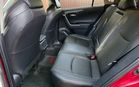 Toyota RAV4, 2022 год, 3 699 000 рублей, 18 фотография