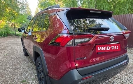 Toyota RAV4, 2022 год, 3 699 000 рублей, 8 фотография