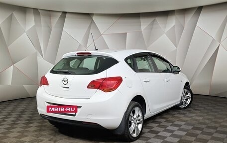 Opel Astra J, 2011 год, 599 000 рублей, 2 фотография