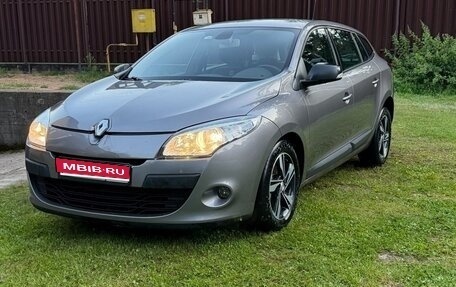 Renault Megane III, 2011 год, 690 000 рублей, 1 фотография