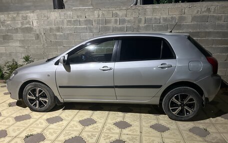 Toyota Corolla, 2003 год, 700 000 рублей, 2 фотография
