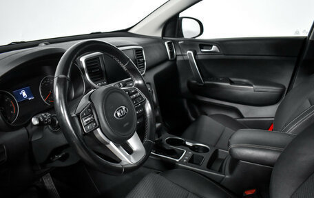 KIA Sportage IV рестайлинг, 2021 год, 2 385 000 рублей, 10 фотография